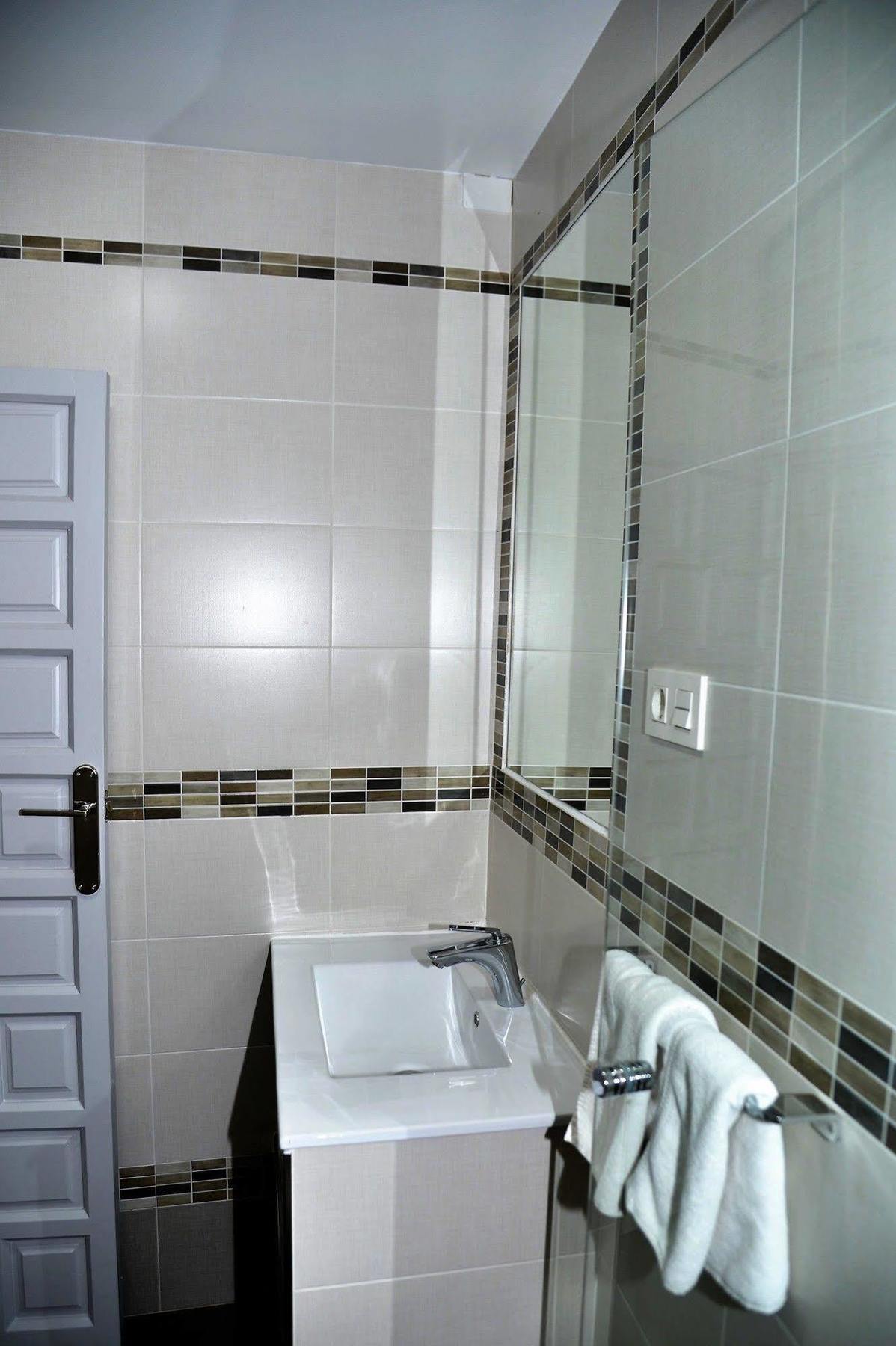 Apartamentos El Galan II カルボネラス エクステリア 写真